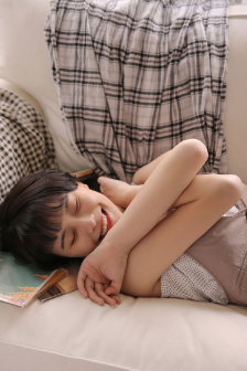 爱内梨花